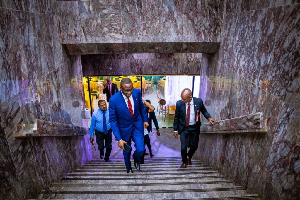 Arrival at an official engagement